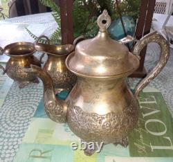 ANTQ Silver Plate Ornate 3 Pc Tea Set Teapot / Creamer / Sugar /? FAB Foilage