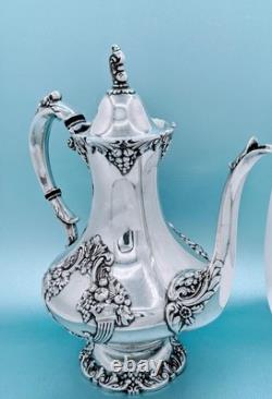 Antique Reed Barton Silver Plate Large King Francis Tea Pot Coffee Pot Hot 1650