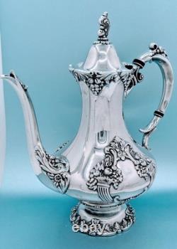 Antique Reed Barton Silver Plate Large King Francis Tea Pot Coffee Pot Hot 1650