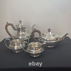 Barker Ellis 4 Piece Tea Set Creamer Sugar Silverplate Made in England Vintage