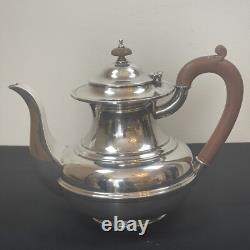 Barker Ellis 4 Piece Tea Set Creamer Sugar Silverplate Made in England Vintage