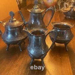 Beautiful Vintage 4 Pc Engraved Roger's Silver Co. Silver Plate Tea Set