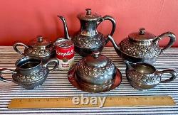 C. 1885 Meriden High Victorian REPOUSSE' Silverplate Tea & Coffee Service Set