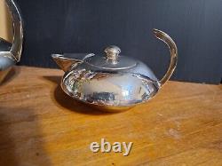 Escapade Tea Set, Paris, Silver plate, Art Deco / Modernist design
