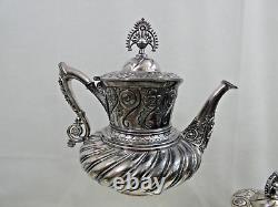 FINE LARGE ANTIQUE SILVER PLATED TEA / COFFEE SET Meriden Company not sterling