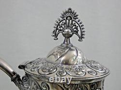 FINE LARGE ANTIQUE SILVER PLATED TEA / COFFEE SET Meriden Company not sterling
