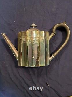 LUNT Silver Plate 5 Piece Set Coffee Pot, Tea Pot, Creamer, 2 Sugars 100-E