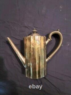 LUNT Silver Plate 5 Piece Set Coffee Pot, Tea Pot, Creamer, 2 Sugars 100-E