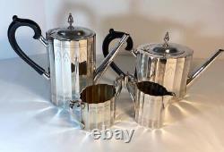 Lunt Silversmiths Art Deco Silver Plate Coffee/Tea Service Set 4 Pieces Bakelite