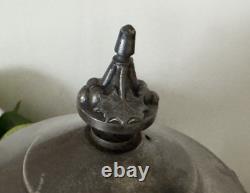 Meriden B. Co. Silver Plate Tea / Coffee Pot 1897 VGC Rare, Grape? Vines 11T
