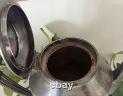 Meriden B. Co. Silver Plate Tea / Coffee Pot 1897 VGC Rare, Grape? Vines 11T