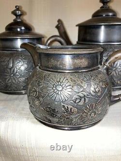 Meriden Quadruple Plate Tea Set