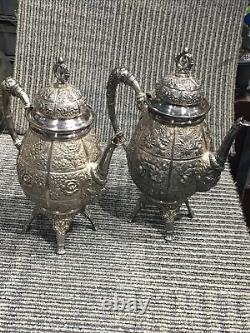 Meriden Silver Plate Floral REPOUSSE EMBOSSED SAMOVAR Tea service / coffee pot