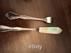 Oneida Silversmith Tea Set With Teapot, Creamer And Sugar Bowl