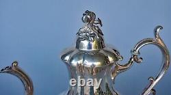 Reed & Barton 1795 Winthrop Medium 11x10 Coffee/Tea Pot Silver Plated Vintage