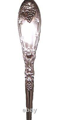 Rogers A1 Silver Plate La Vigne Over Cup Tea Spoon Berry Spoon Grape Pattern