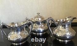 VINTAGE REED & BARTON 5 PC SILVER PLATE TEA COFFEE SET With RARE REPOUSSE UPGRADE