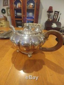 Vintage 3 Piece Community Silverplated Old English Melon Tea Coffee Serving Set