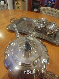 Vintage 3 Piece Community Silverplated Old English Melon Tea Coffee Serving Set
