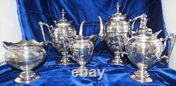 Vintage 5 piece Simpson Hall Miller & Co Silverplate Coffee/Tea Service