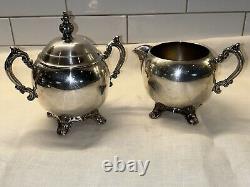 Vintage FB Rogers Silver Co Coffee & Tea 5 Piece set With Footed Tray 1982