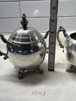 Vintage FB Rogers Silver Co Coffee & Tea 5 Piece set With Footed Tray 1982