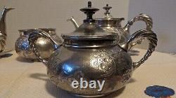 Vintage Meriden B Quadruple Silver Plate Engraved 5 Piece Tea Set