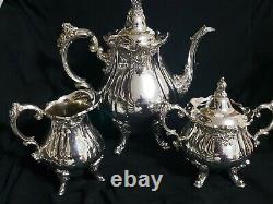 Vintage Wallace Baroque silver plated tea set. Beautiful and in Great condition