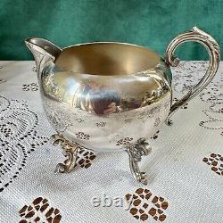 Vtg English Silver MFG Corp Footed Tea & Coffee Plated 5 Piece Set With Tray