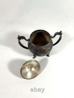 WM Rogers Silver Plated Vintage Coffee Tea 8 Pieces Set With W Serving Trays