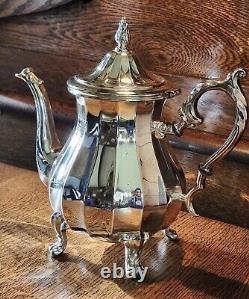 WM Rogers Silverplate Five Piece Coffee and Tea Set in Lovely Condition
